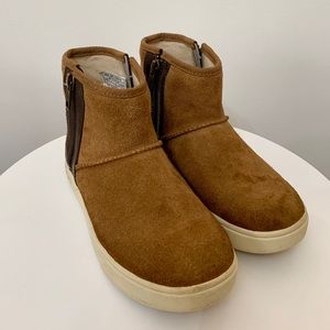 UGG girls boots